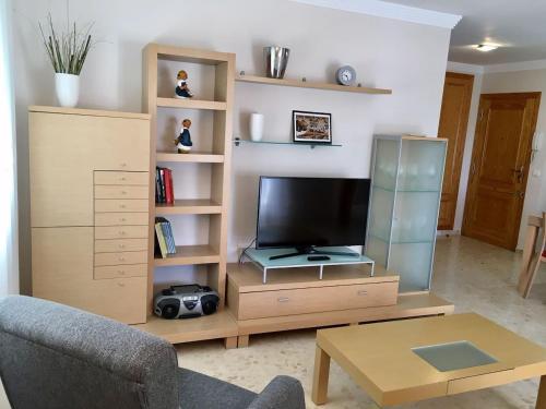 APARTAMENTO CON TERRAZA, VISTAS AL MAR Y PISCINA in Daimuz APARTAMENTO CON TERRAZA, VISTAS AL MAR Y PISCINA in Daimuz