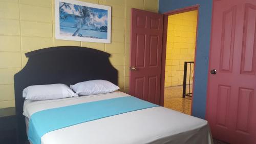 Guesthouse Dos Molinos B&B in San Pedro Sula Guesthouse Dos Molinos B&B in San Pedro Sula