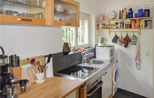 廚房, 艾彭凱爾克海姆一臥室渡假屋- 帶壁爐08 (Awesome Home In Kelkheim-Eppenhain) in 凱爾克海姆/陶努斯 廚房, 艾彭凱爾克海姆一臥室渡假屋- 帶壁爐08 (Awesome Home In Kelkheim-Eppenhain) in 凱爾克海姆/陶努斯