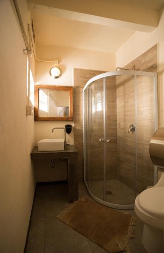 Baie, Cactus Hostel & Suites in Guanajuato Baie, Cactus Hostel & Suites in Guanajuato