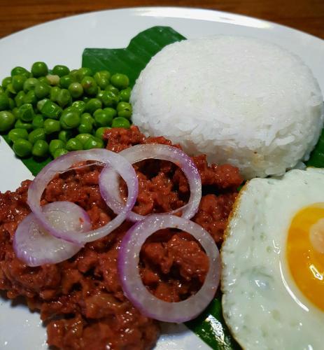 Comida y bebida, ELMAR CABIN in Baguio Comida y bebida, ELMAR CABIN in Baguio