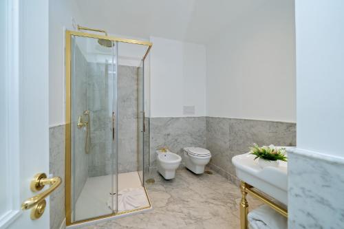 This photo about Hotel Lorelei Londres shared on HyHotel.com