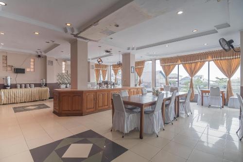 RedDoorz Syariah @ Grand Taufiq Tarakan near Aéroport international de Juwata RedDoorz Syariah @ Grand Taufiq Tarakan near Aéroport international de Juwata