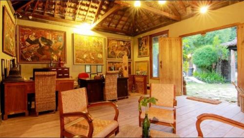 Astuti Gallery Homestay near Kasongan Travel Village Astuti Gallery Homestay near Kasongan Travel Village
