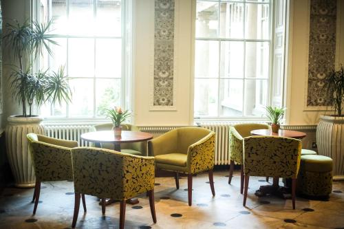 Lobby, Colwick Hall Hotel near Nottingham Greyhound Stadium Lobby, Colwick Hall Hotel near Nottingham Greyhound Stadium