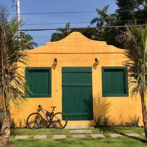 Buitenkant, Suítes Km18praia (Suites Km18praia) in Sao Sebastiao (Sao Paulo) Buitenkant, Suítes Km18praia (Suites Km18praia) in Sao Sebastiao (Sao Paulo)