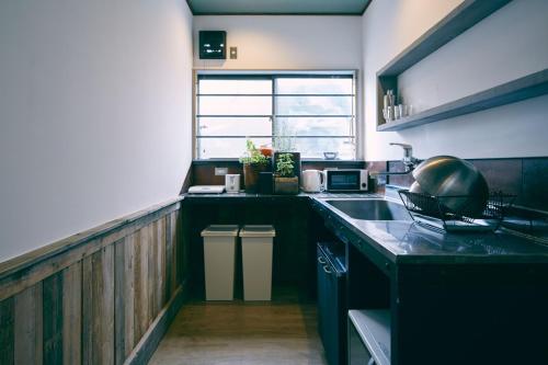 Kitchen, Kagelow Mt Fuji Hostel Kawaguchiko in Fujikawaguchiko Kitchen, Kagelow Mt Fuji Hostel Kawaguchiko in Fujikawaguchiko