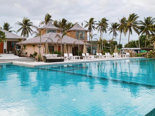 Pool, Seaman Resort in Phetchaburi Pool, Seaman Resort in Phetchaburi