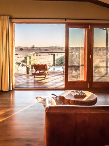 陽台/露台, 巴葛蒂爾卡拉哈里牧場度假村 (Bagatelle Kalahari Game Ranch Resort) in 馬林塔爾 陽台/露台, 巴葛蒂爾卡拉哈里牧場度假村 (Bagatelle Kalahari Game Ranch Resort) in 馬林塔爾