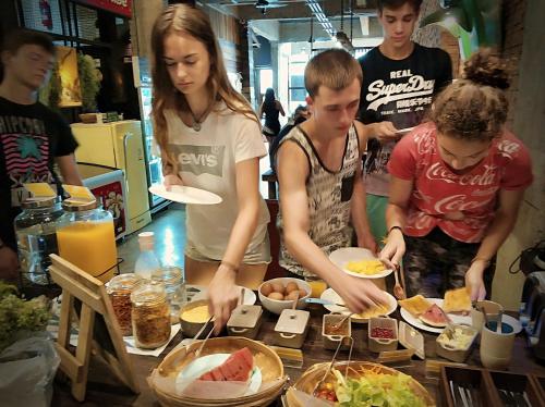 Food and beverages, Suneta Hostel Chiang Mai in Tha Phae Food and beverages, Suneta Hostel Chiang Mai in Tha Phae