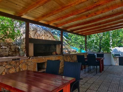 This photo about Apartments Jerkovic shared on HyHotel.com