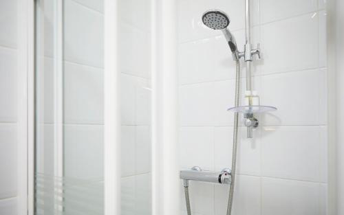 Bathroom, Riviera Town House in Scarborough Bathroom, Riviera Town House in Scarborough