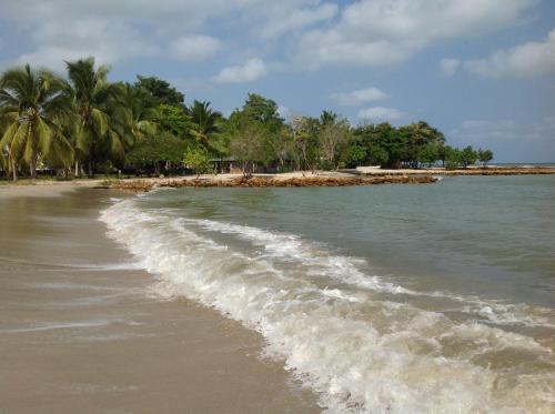 Surrounding environment, MAR SERENO Recinto Natural Casa Museo MERY LORA de CIFUENTES Condominio de Cabanas frente al MAR in Covenas Surrounding environment, MAR SERENO Recinto Natural Casa Museo MERY LORA de CIFUENTES Condominio de Cabanas frente al MAR in Covenas