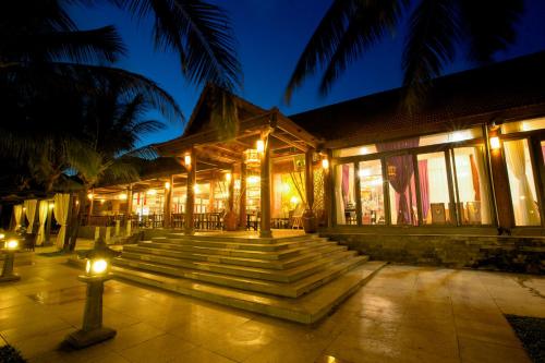 Restaurant, Seava Ho Tram Beach Resort in Ho Coc Restaurant, Seava Ho Tram Beach Resort in Ho Coc