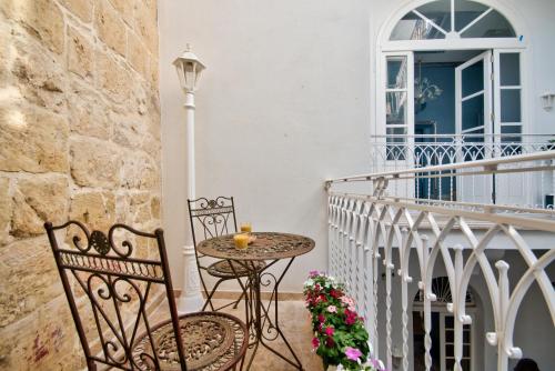 Hotellet från utsidan, Julina Boutique Living in Mosta Hotellet från utsidan, Julina Boutique Living in Mosta