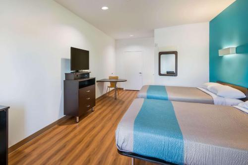 Facilities, Motel 6 Channelview, TX in Channelview Facilities, Motel 6 Channelview, TX in Channelview