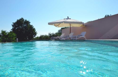 Swimming pool, Villa Verna Agriresort in Francavilla al Mare Swimming pool, Villa Verna Agriresort in Francavilla al Mare