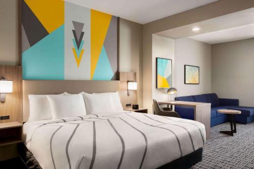 This photo about La Quinta by Wyndham Richmond shared on HyHotel.com