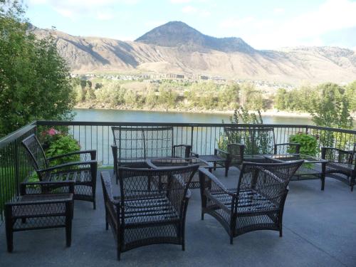 Balkon/teras, Riverland Inn & Suites in Kamloops (BC) Balkon/teras, Riverland Inn & Suites in Kamloops (BC)