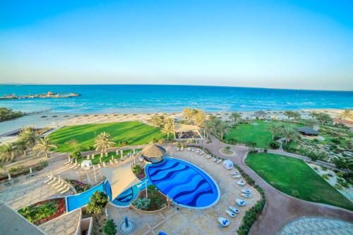 Swimming pool, Danat Jebel Dhanna Resort in Jebel Dhanna Swimming pool, Danat Jebel Dhanna Resort in Jebel Dhanna