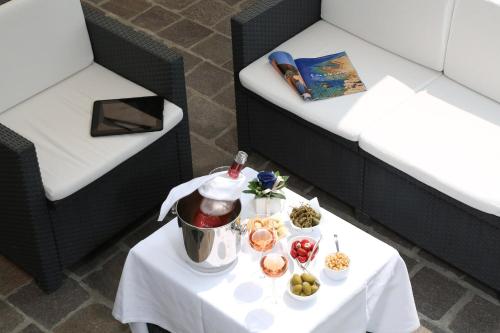 Balcony/terrace, Hotel Abacus in Porto Mantovano Balcony/terrace, Hotel Abacus in Porto Mantovano