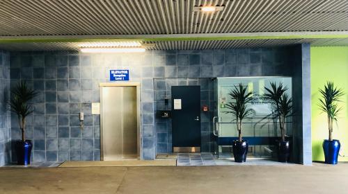 Entrance, Best Western Wellington in North Wellington Entrance, Best Western Wellington in North Wellington