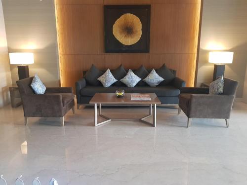 Vestíbulo, Oakwood Residence Kapil Hyderabad in Hyderabad Vestíbulo, Oakwood Residence Kapil Hyderabad in Hyderabad