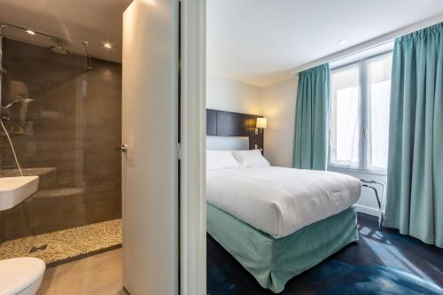 This photo about Hotel 15 Montparnasse shared on HyHotel.com