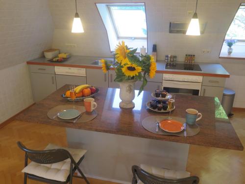 Facilities, Schoenbrunn Gardens Deluxe Apartment in 13. Hietzing Facilities, Schoenbrunn Gardens Deluxe Apartment in 13. Hietzing