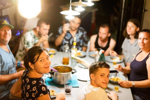 Παροχές, Good People Design Hostel in Βελιγράδι Παροχές, Good People Design Hostel in Βελιγράδι