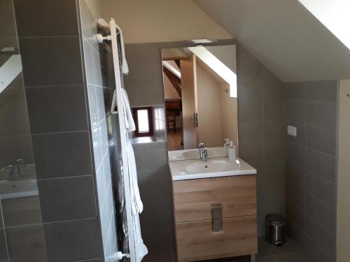Baño, Gite La Uhlane in Beaulieu-sur-Dordogne Baño, Gite La Uhlane in Beaulieu-sur-Dordogne