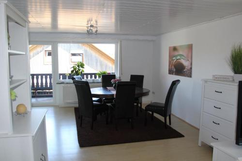 Ferienwohnung Abersfelder mit Balkon in Bischofsheim an der Rhon Ferienwohnung Abersfelder mit Balkon in Bischofsheim an der Rhon