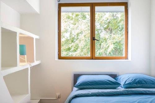 Travel Homes - L'Atipik, Face gare & proche parc in Mulhouse City Center Travel Homes - L'Atipik, Face gare & proche parc in Mulhouse City Center
