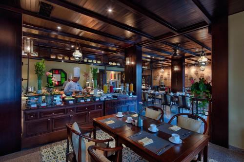 Bar/lounge, Little Riverside . A Luxury Hotel & Spa in Cam Chau Bar/lounge, Little Riverside . A Luxury Hotel & Spa in Cam Chau