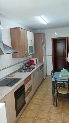 ห้องครัว, Piso actual estilo industrial in รอนดา ซิตี ลิมิต ห้องครัว, Piso actual estilo industrial in รอนดา ซิตี ลิมิต