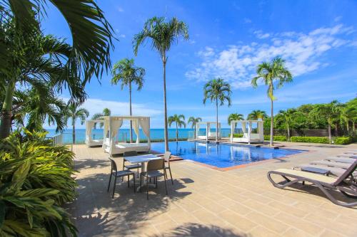 Piscina, PH El Palmar Residences 2203 in San Carlos Piscina, PH El Palmar Residences 2203 in San Carlos