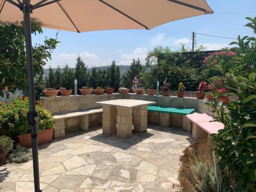 Agrotiko Traditional Houses in Kallepeia Agrotiko Traditional Houses in Kallepeia