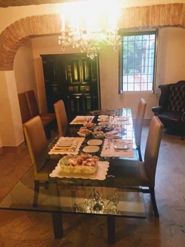 طعام و مشروبات, B&B Villa delle Palme in كاربى طعام و مشروبات, B&B Villa delle Palme in كاربى