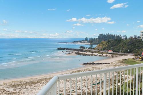 plaža, Meridian Tower Apartments in Coolangatta plaža, Meridian Tower Apartments in Coolangatta