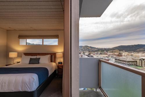 Balcony/terrace, Kingsgate Hotel Dunedin in City Center Balcony/terrace, Kingsgate Hotel Dunedin in City Center