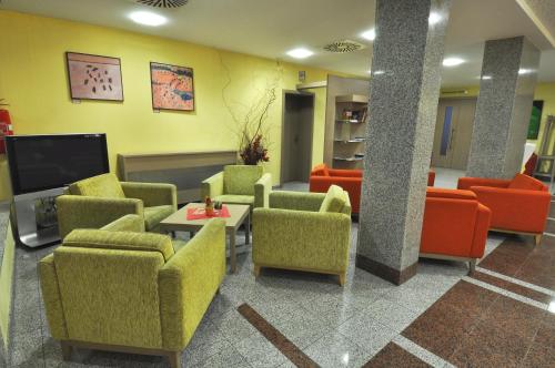 Vestíbulo, Parkhotel Hluboka Nad Vltavou in Hluboka Nad Vltavou Vestíbulo, Parkhotel Hluboka Nad Vltavou in Hluboka Nad Vltavou