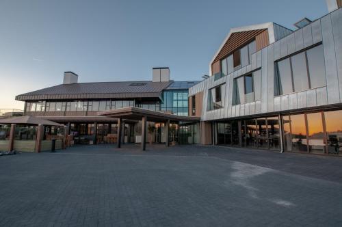 Waterrijk Oesterdam Hotel in Tholen Waterrijk Oesterdam Hotel in Tholen