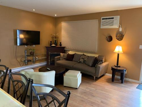 Dauphin Inn Express in Dauphin Dauphin Inn Express in Dauphin