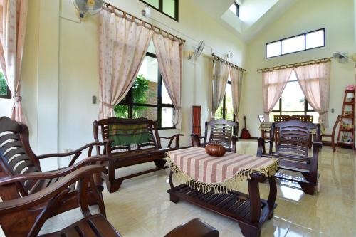 Linda's Place in Taphong Linda's Place in Taphong