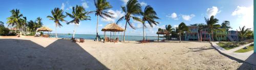 Strand, Sunshine View Hotel and Restaurant in Corozal Strand, Sunshine View Hotel and Restaurant in Corozal