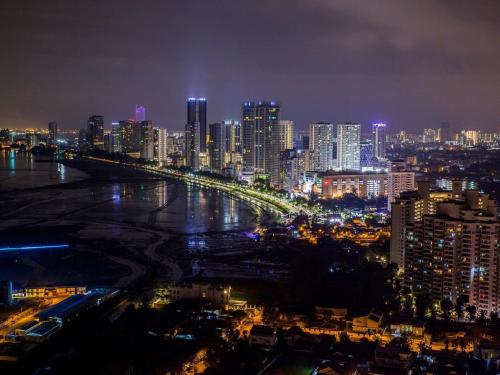 The Landmark by Katana 4BR Luxury Seaview Homestay Gurney无敌海景四房套房