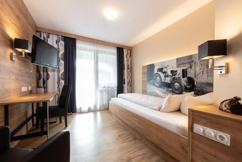 Hotel Dirsch Wellness & Spa Resort in Titting Hotel Dirsch Wellness & Spa Resort in Titting