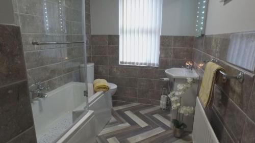 Baño, The Rose Luxury Self Catering Accommodation in Armagh Baño, The Rose Luxury Self Catering Accommodation in Armagh