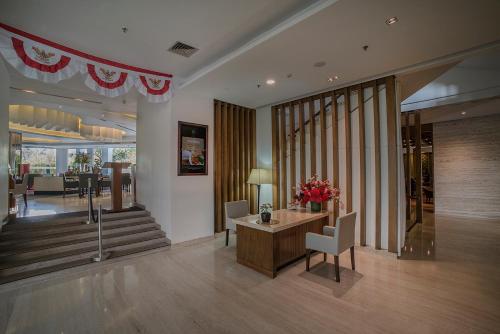 Lobby, eL Hotel Jakarta in Kelapa Gading Lobby, eL Hotel Jakarta in Kelapa Gading
