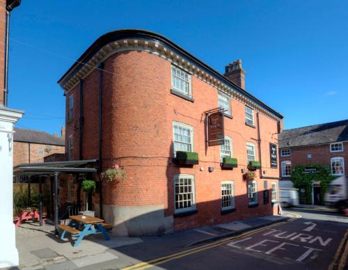 Angel @ KingSt in Knutsford Angel @ KingSt in Knutsford